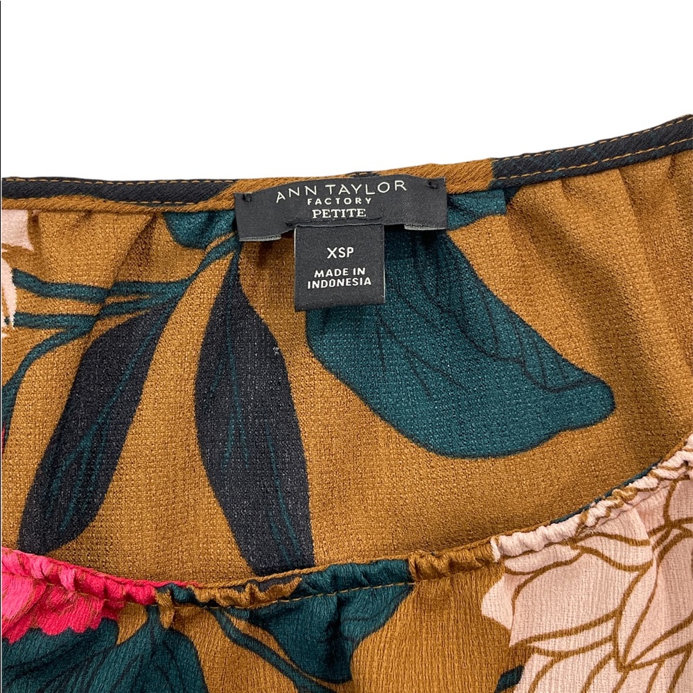 Ann Taylor Floral Top - Picture 3 of 3